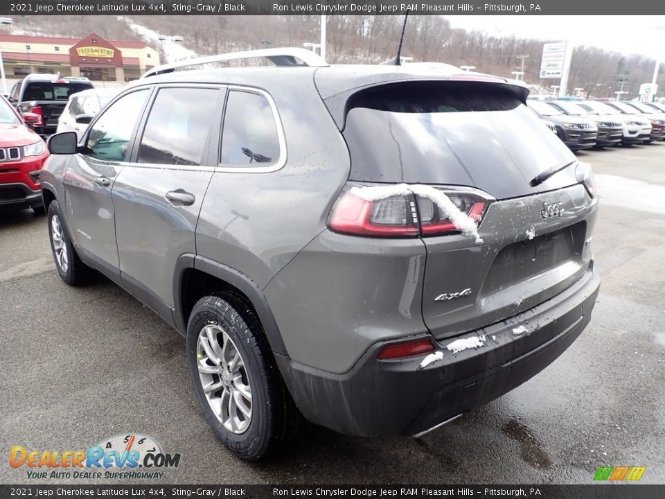 2021 Jeep Cherokee Latitude Lux 4x4 Sting-Gray / Black Photo #3