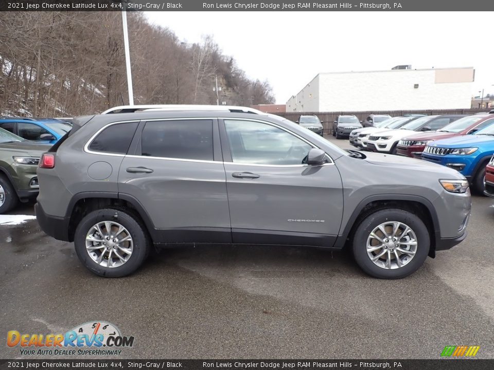 2021 Jeep Cherokee Latitude Lux 4x4 Sting-Gray / Black Photo #6