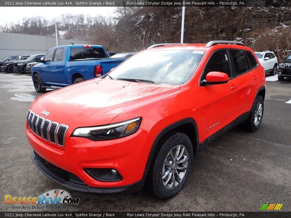 2021 Jeep Cherokee Latitude Lux 4x4 Spitfire Orange / Black Photo #1