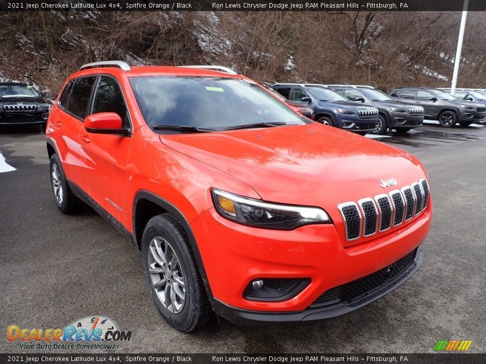 2021 Jeep Cherokee Latitude Lux 4x4 Spitfire Orange / Black Photo #7