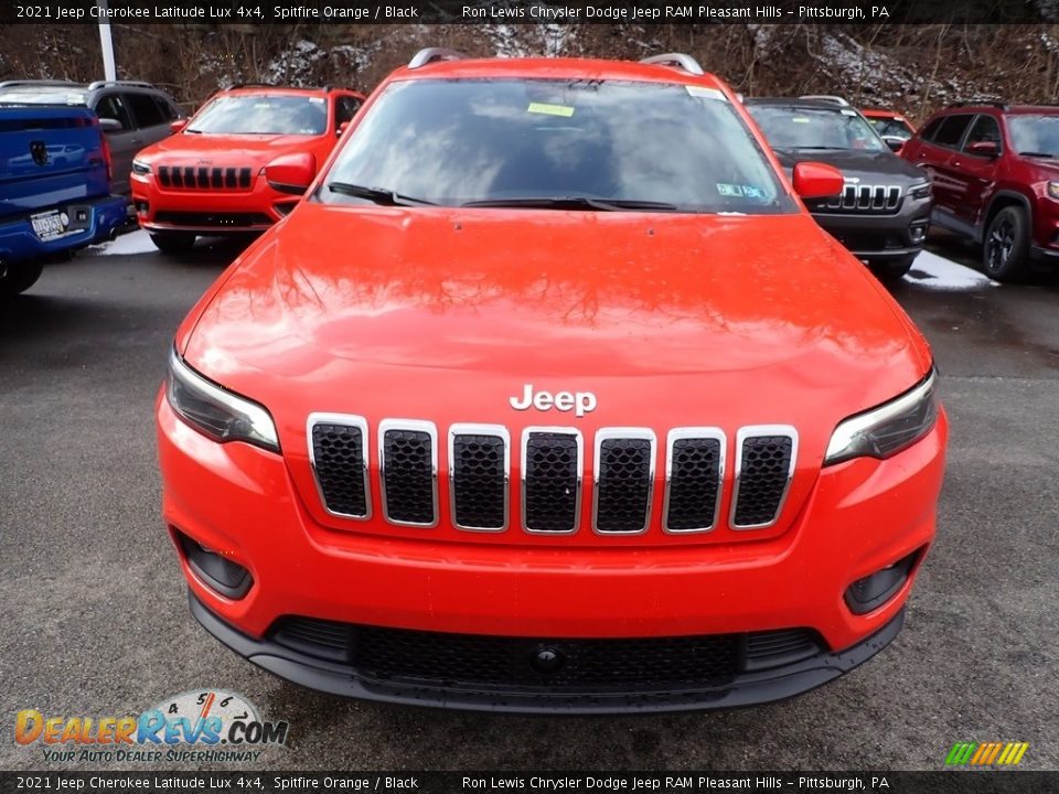 2021 Jeep Cherokee Latitude Lux 4x4 Spitfire Orange / Black Photo #8