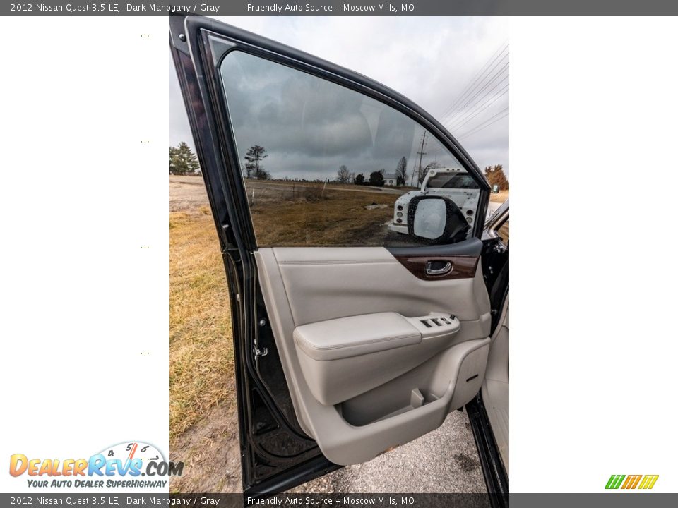 2012 Nissan Quest 3.5 LE Dark Mahogany / Gray Photo #20