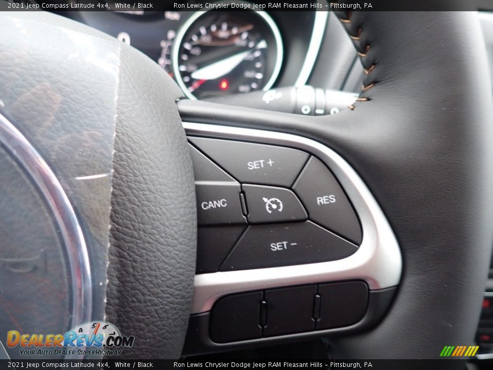 2021 Jeep Compass Latitude 4x4 White / Black Photo #15