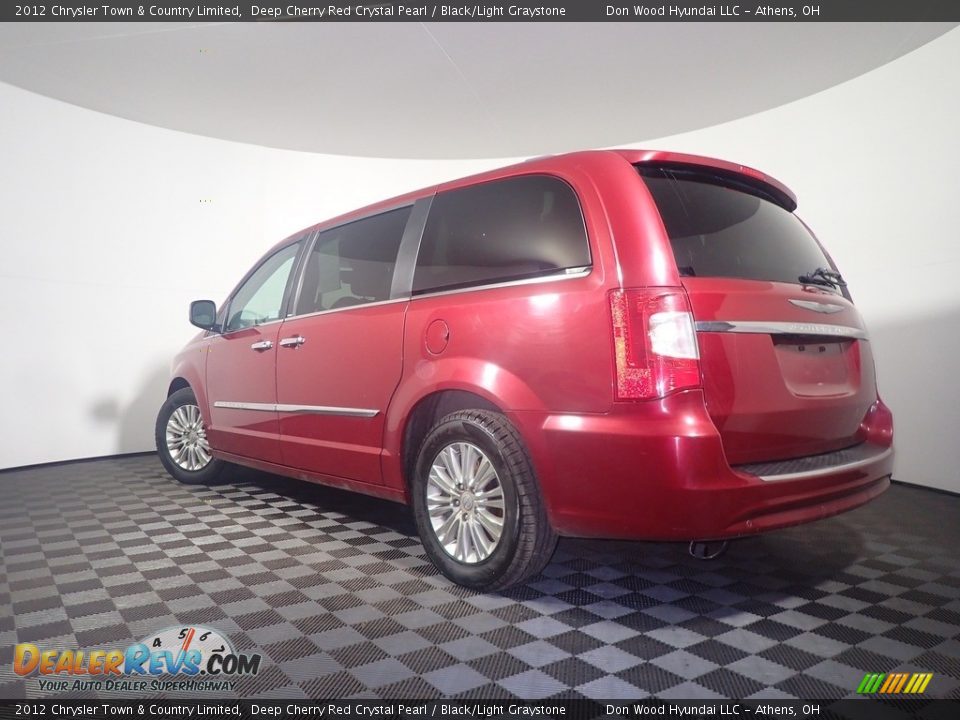 2012 Chrysler Town & Country Limited Deep Cherry Red Crystal Pearl / Black/Light Graystone Photo #15