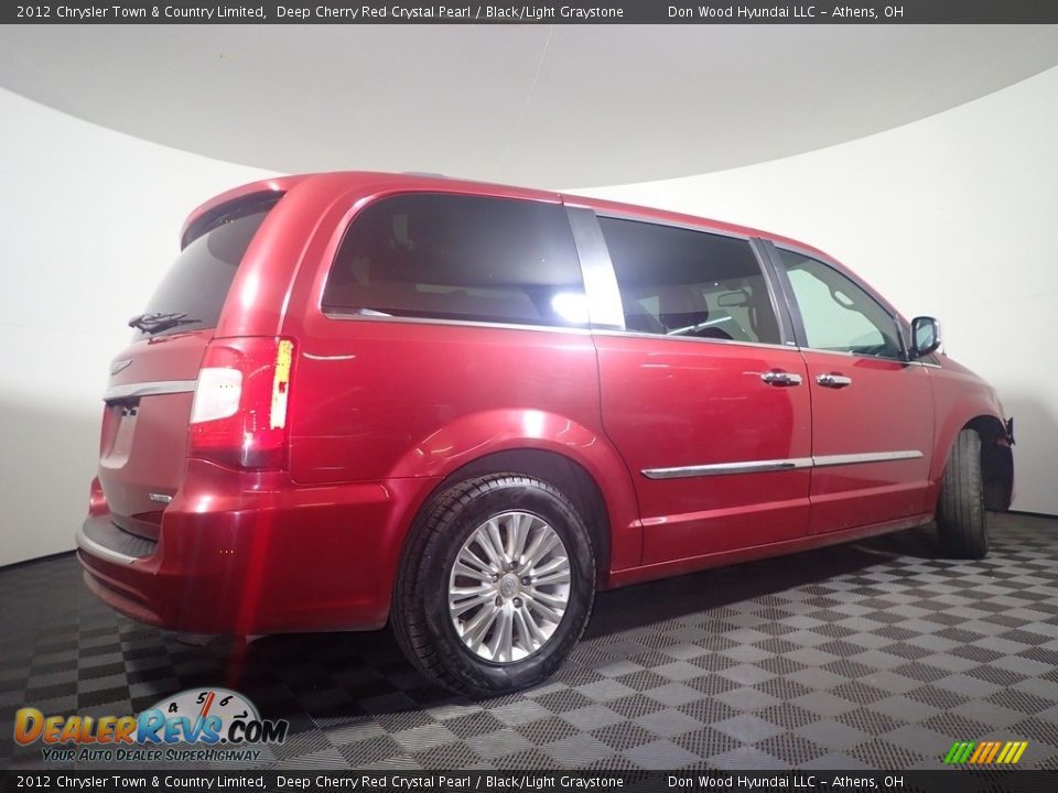 2012 Chrysler Town & Country Limited Deep Cherry Red Crystal Pearl / Black/Light Graystone Photo #21