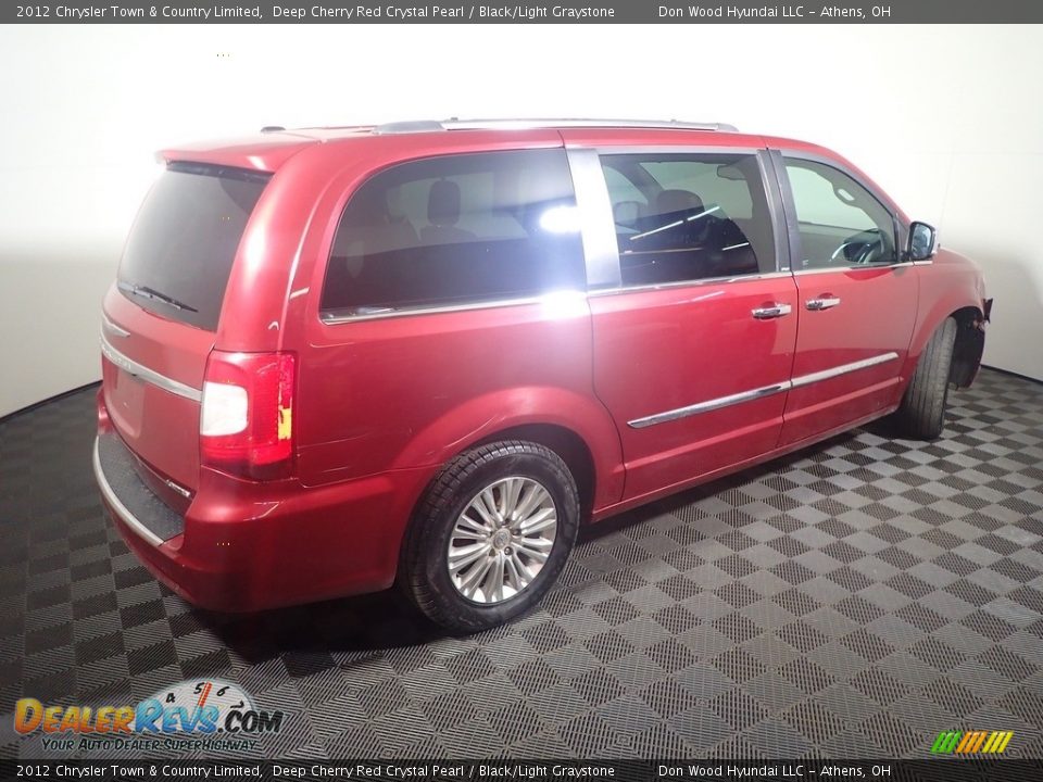 2012 Chrysler Town & Country Limited Deep Cherry Red Crystal Pearl / Black/Light Graystone Photo #22