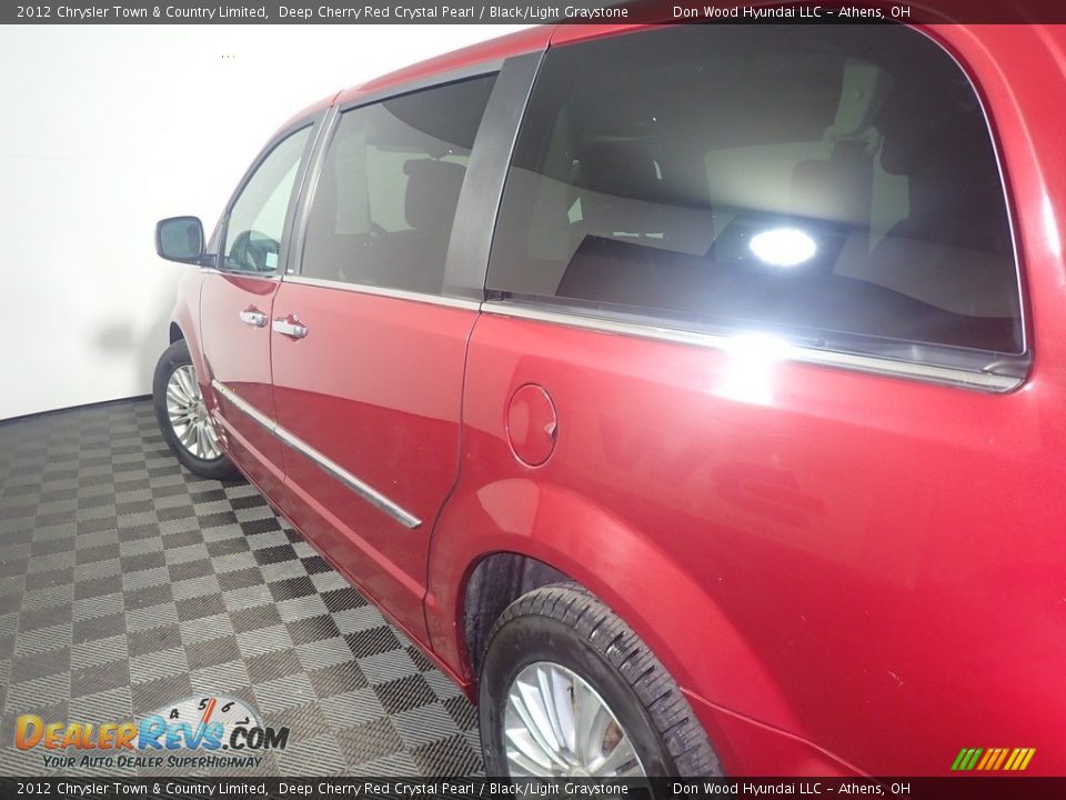2012 Chrysler Town & Country Limited Deep Cherry Red Crystal Pearl / Black/Light Graystone Photo #23