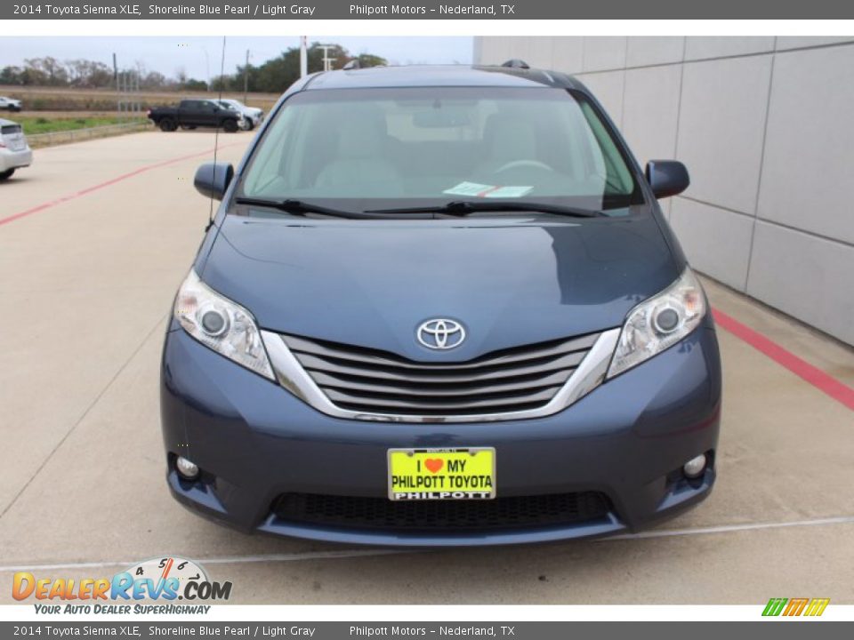 2014 Toyota Sienna XLE Shoreline Blue Pearl / Light Gray Photo #3