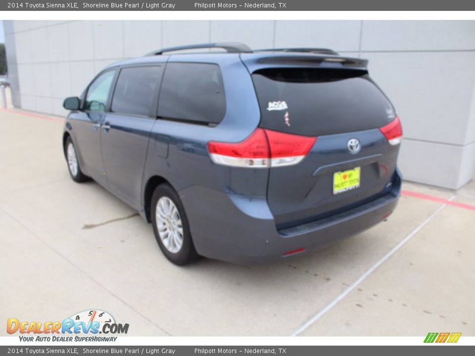 2014 Toyota Sienna XLE Shoreline Blue Pearl / Light Gray Photo #6