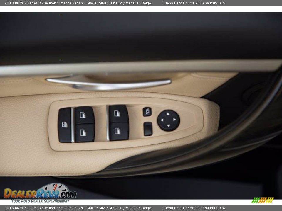 2018 BMW 3 Series 330e iPerformance Sedan Glacier Silver Metallic / Venetian Beige Photo #30
