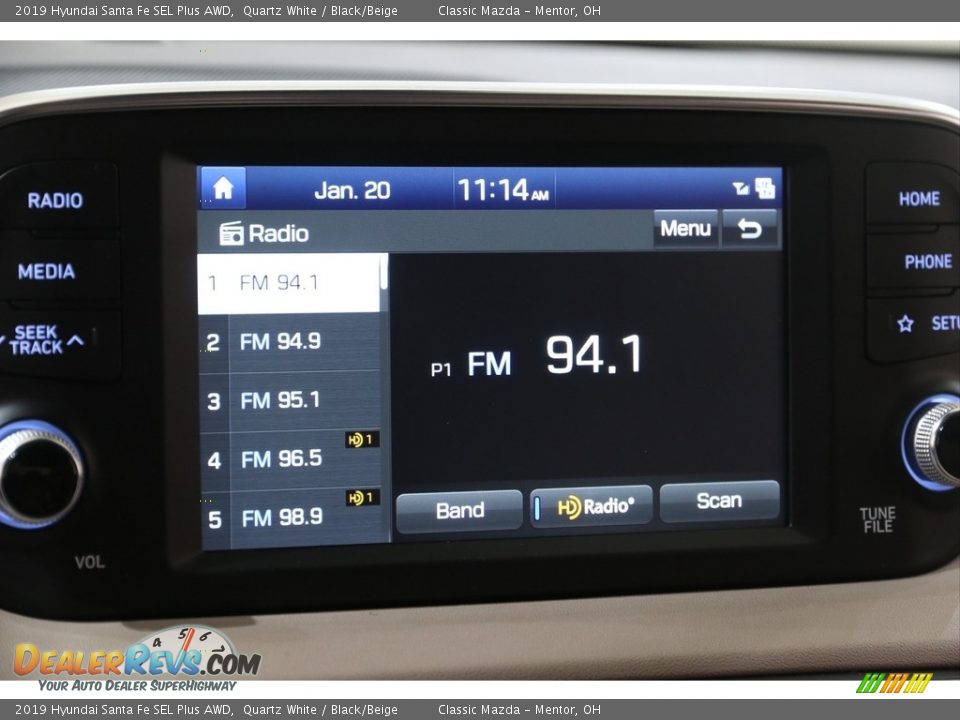 2019 Hyundai Santa Fe SEL Plus AWD Quartz White / Black/Beige Photo #10