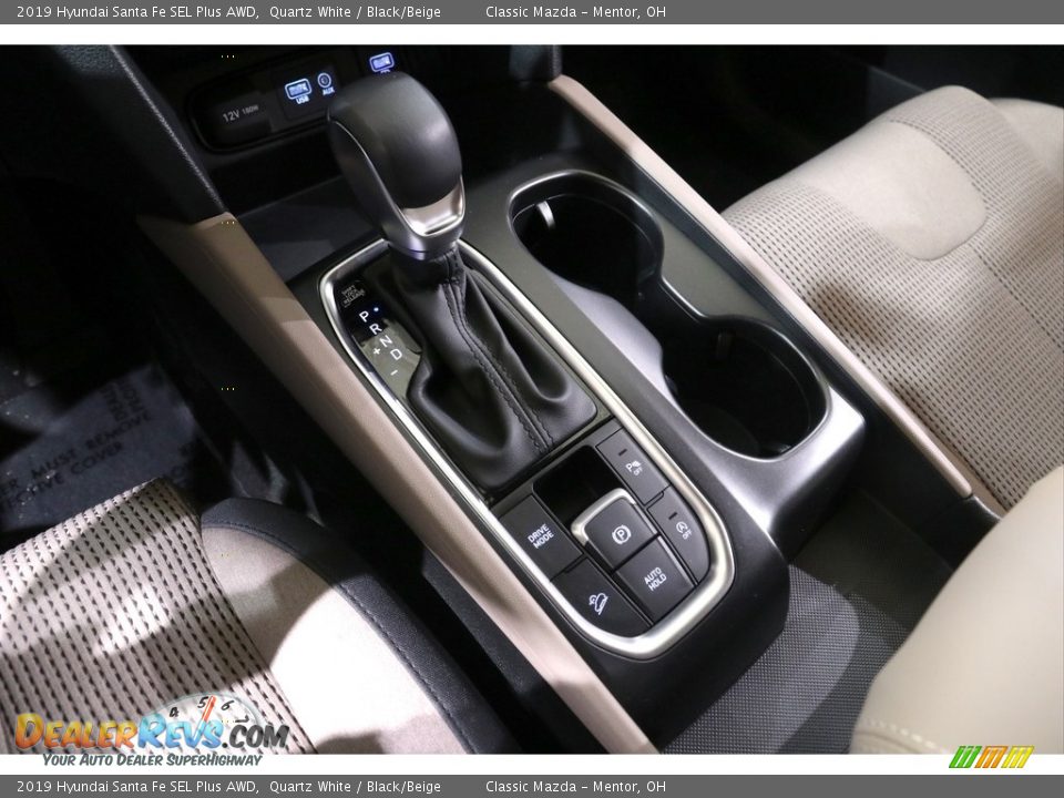 2019 Hyundai Santa Fe SEL Plus AWD Quartz White / Black/Beige Photo #16