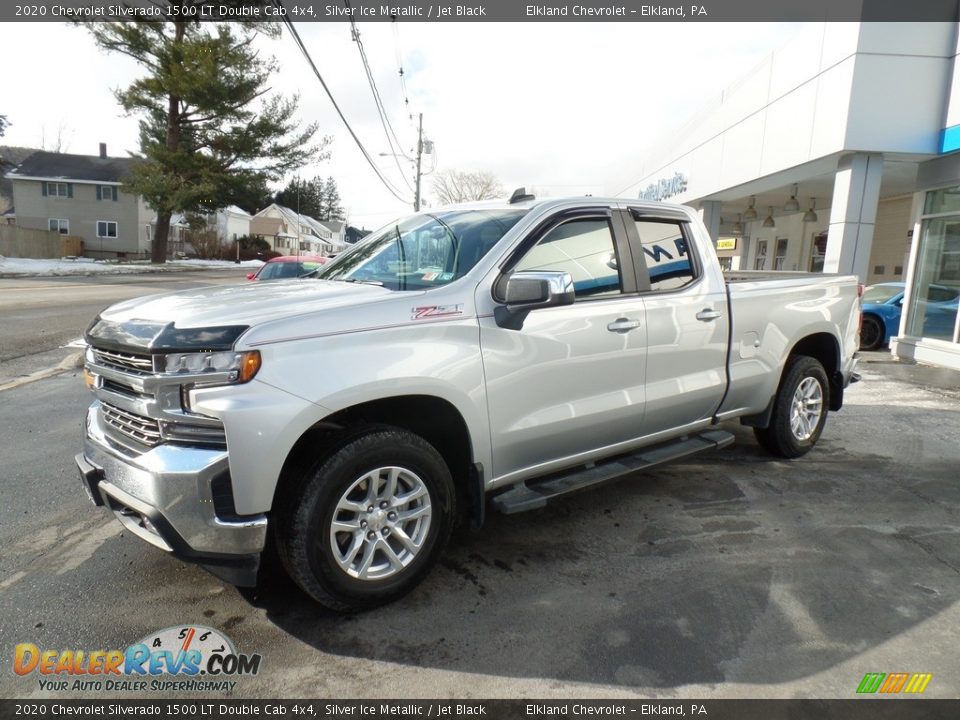 2020 Chevrolet Silverado 1500 LT Double Cab 4x4 Silver Ice Metallic / Jet Black Photo #1