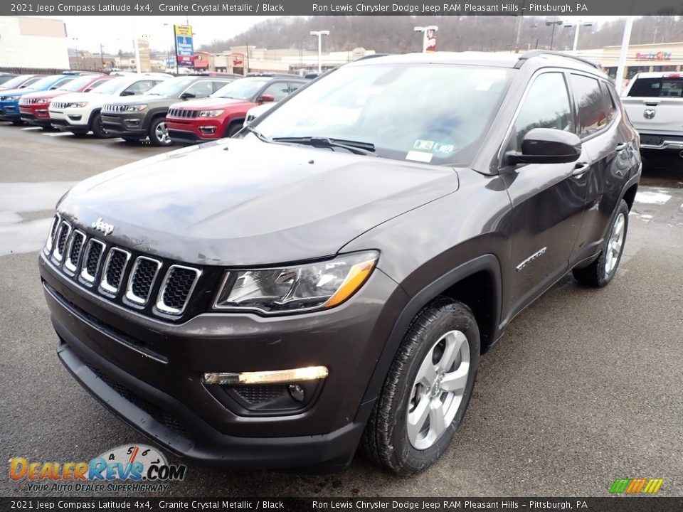 2021 Jeep Compass Latitude 4x4 Granite Crystal Metallic / Black Photo #8