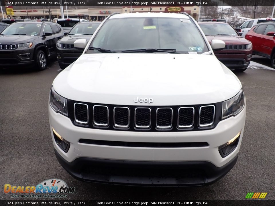 2021 Jeep Compass Latitude 4x4 White / Black Photo #10