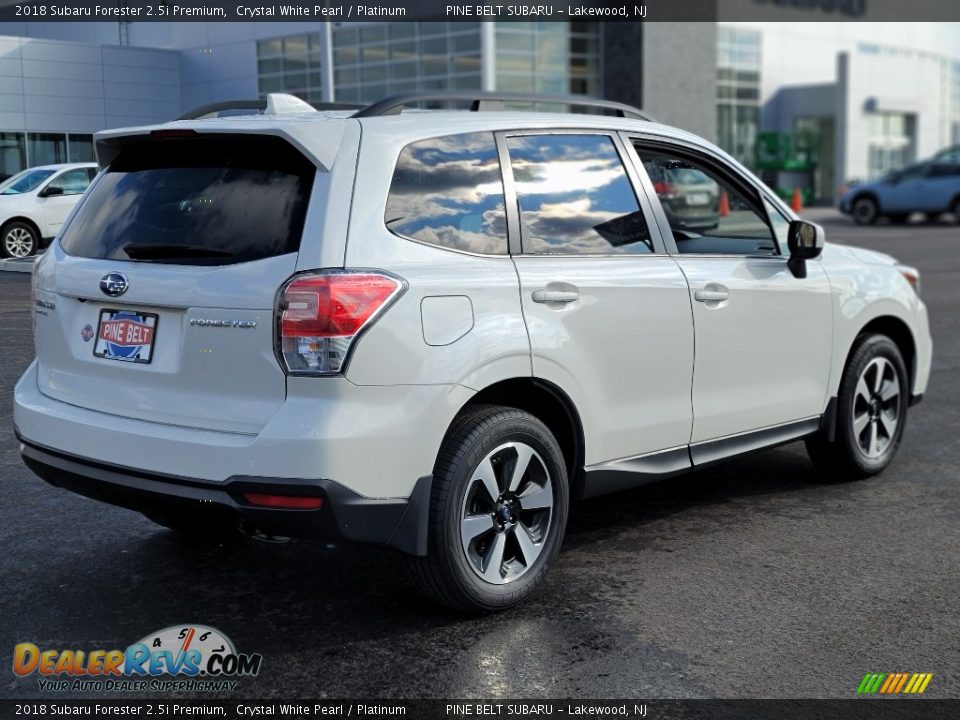 2018 Subaru Forester 2.5i Premium Crystal White Pearl / Platinum Photo #17