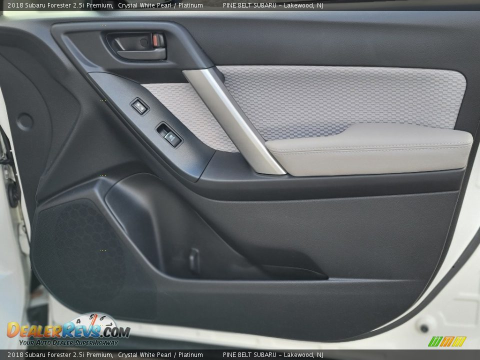 2018 Subaru Forester 2.5i Premium Crystal White Pearl / Platinum Photo #20