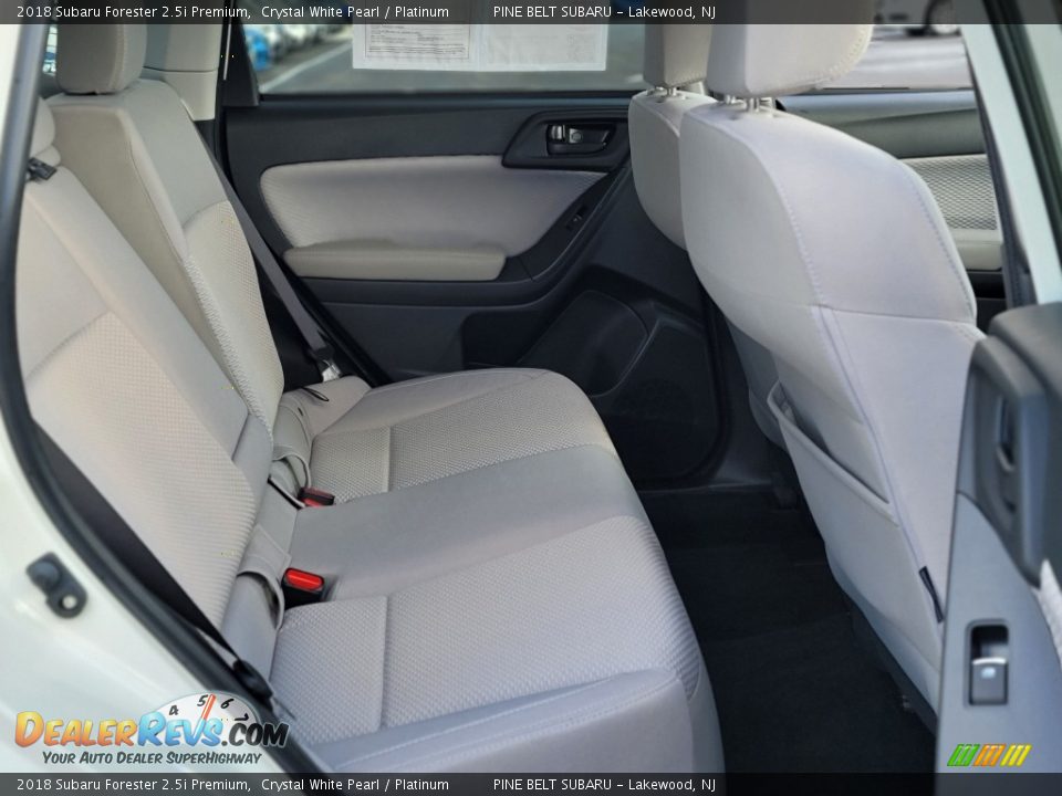 2018 Subaru Forester 2.5i Premium Crystal White Pearl / Platinum Photo #24