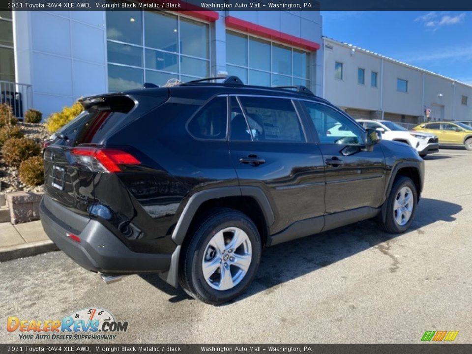 2021 Toyota RAV4 XLE AWD Midnight Black Metallic / Black Photo #14