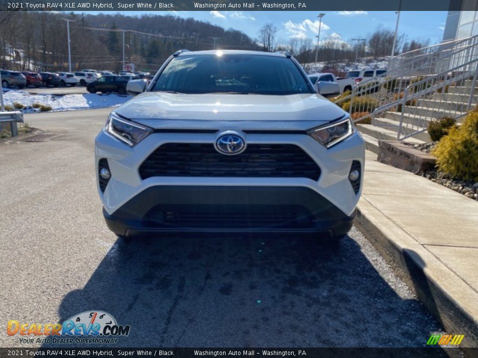 2021 Toyota RAV4 XLE AWD Hybrid Super White / Black Photo #12