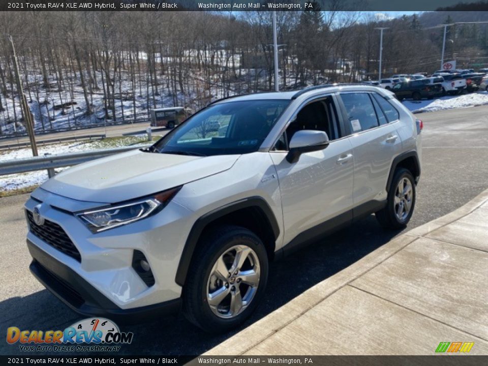 2021 Toyota RAV4 XLE AWD Hybrid Super White / Black Photo #13