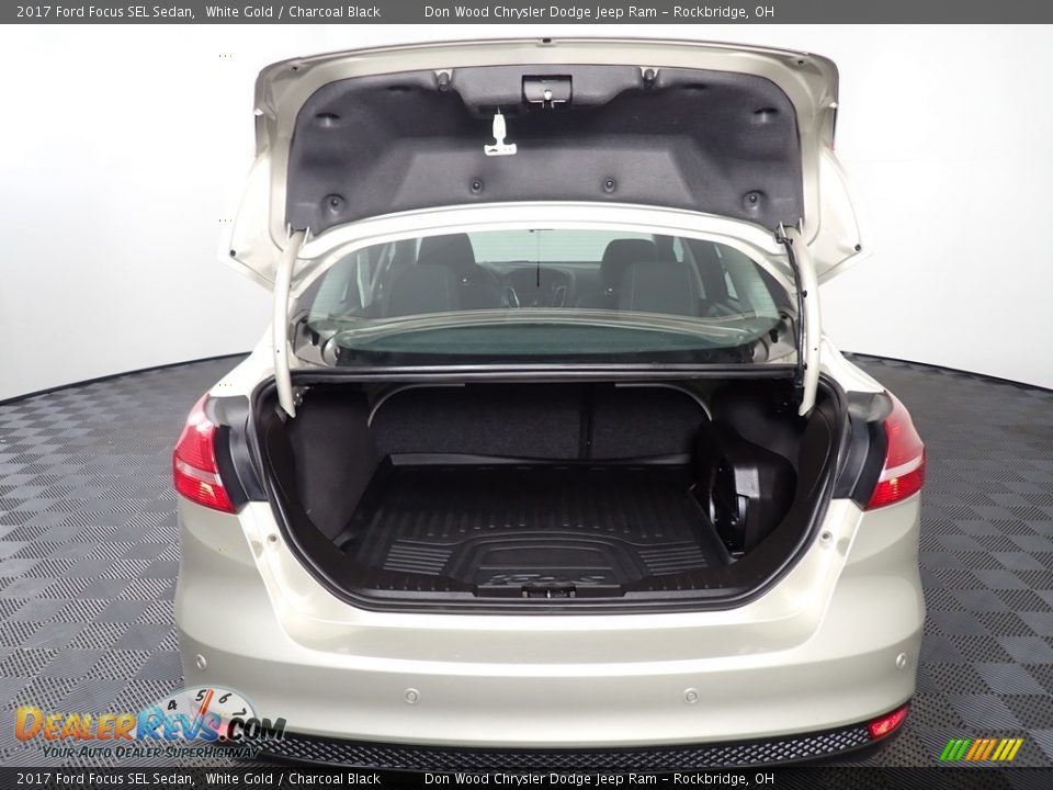 2017 Ford Focus SEL Sedan White Gold / Charcoal Black Photo #15