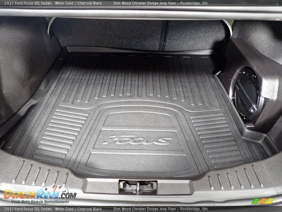 2017 Ford Focus SEL Sedan White Gold / Charcoal Black Photo #16