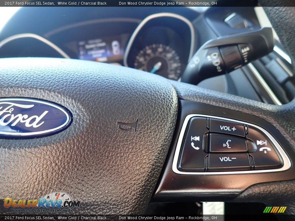 2017 Ford Focus SEL Sedan White Gold / Charcoal Black Photo #28