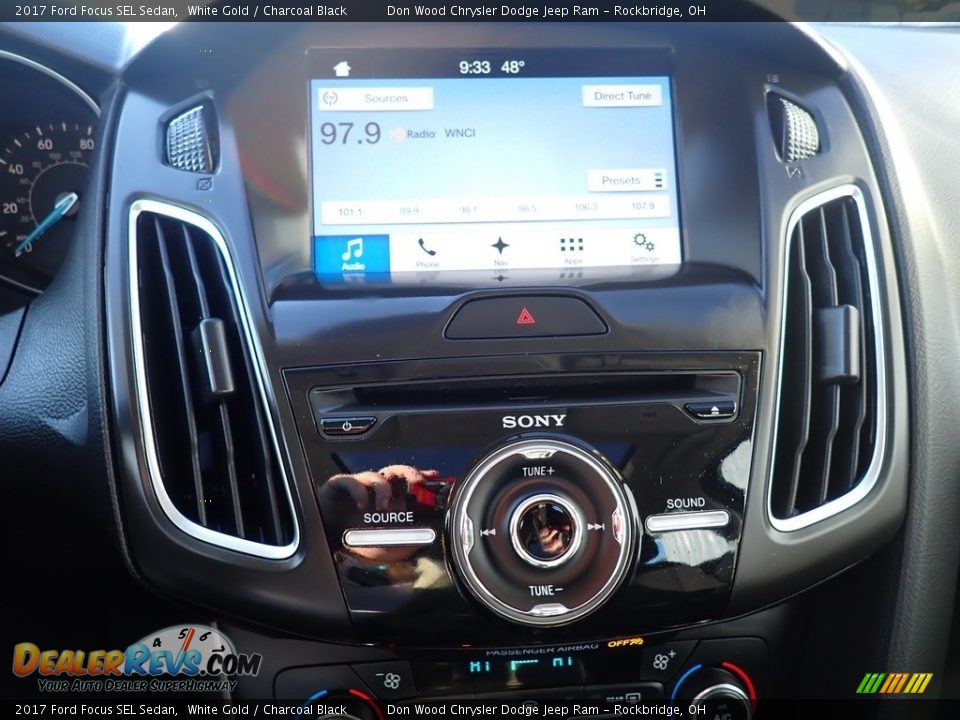 2017 Ford Focus SEL Sedan White Gold / Charcoal Black Photo #30
