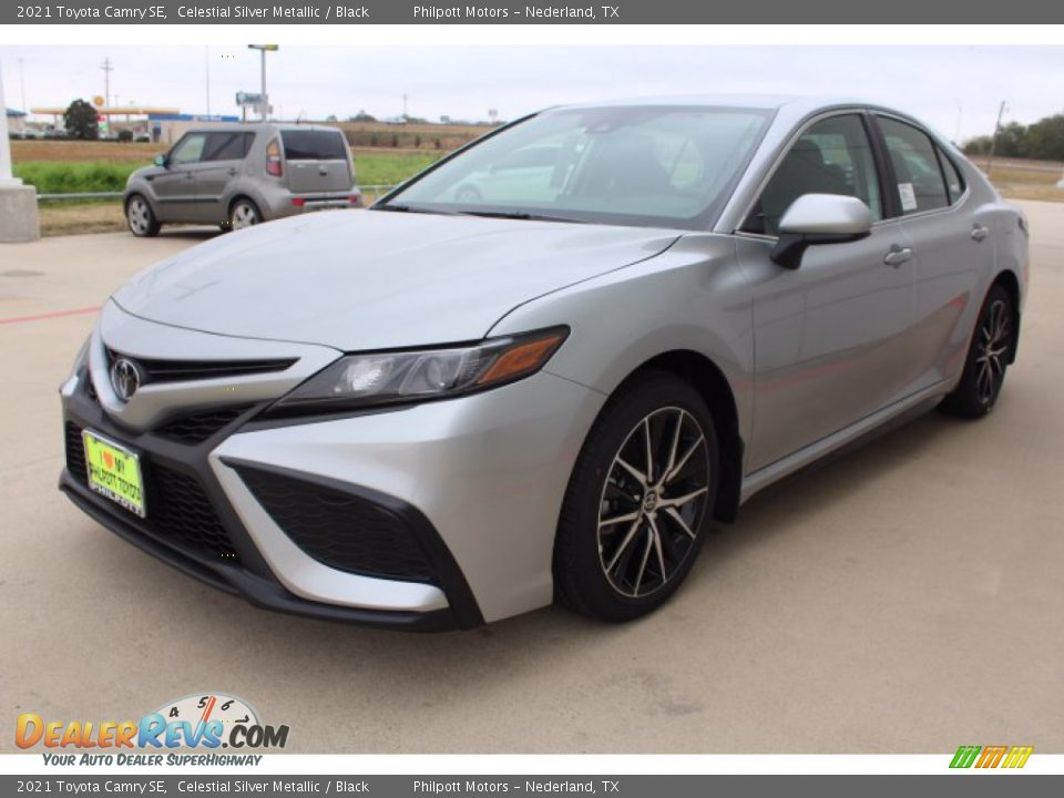 2021 Toyota Camry SE Celestial Silver Metallic / Black Photo #4