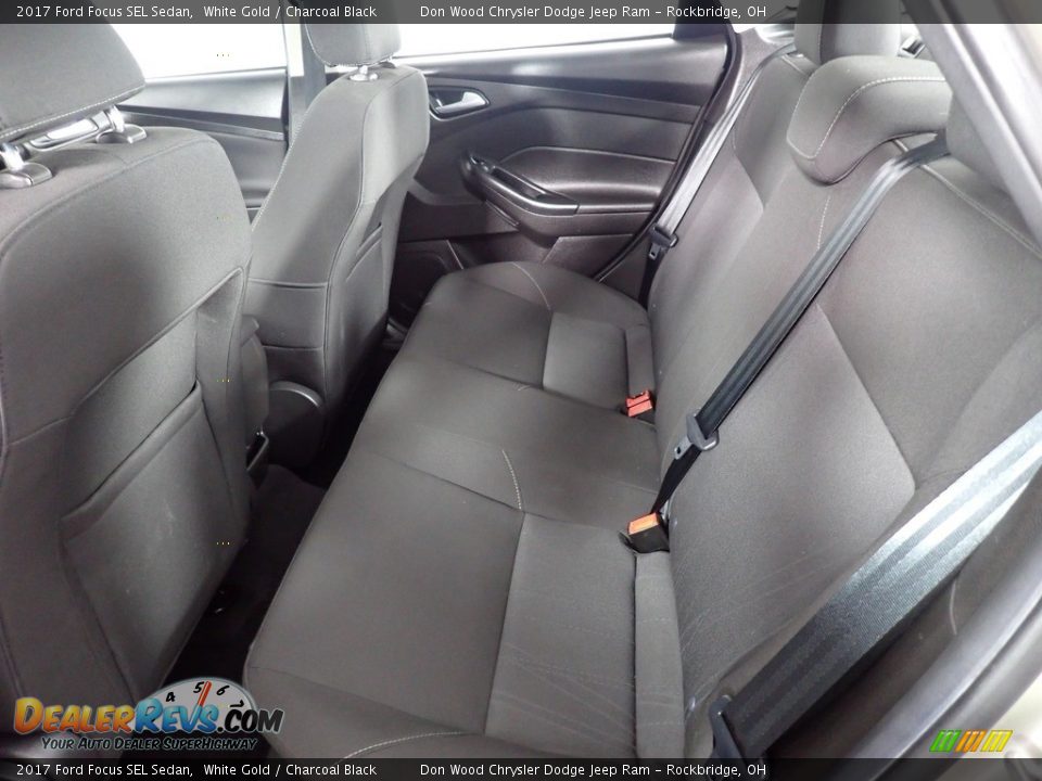 2017 Ford Focus SEL Sedan White Gold / Charcoal Black Photo #36
