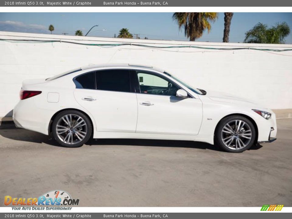 2018 Infiniti Q50 3.0t Majestic White / Graphite Photo #12