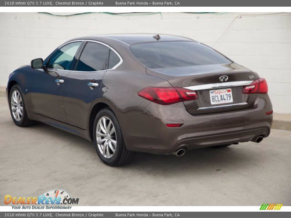 2018 Infiniti Q70 3.7 LUXE Chestnut Bronze / Graphite Photo #2