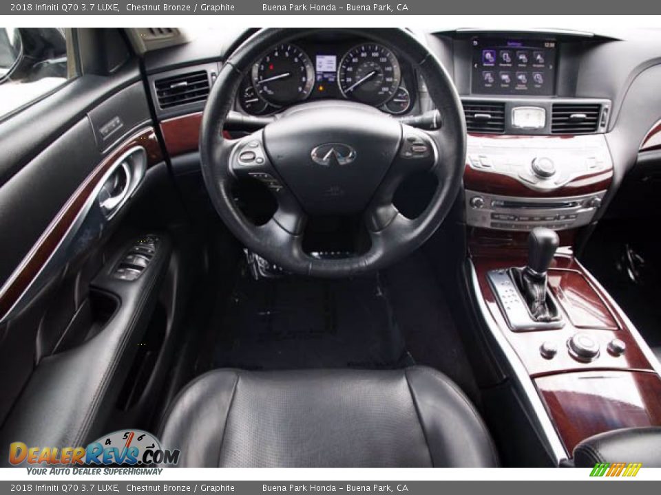 2018 Infiniti Q70 3.7 LUXE Chestnut Bronze / Graphite Photo #5