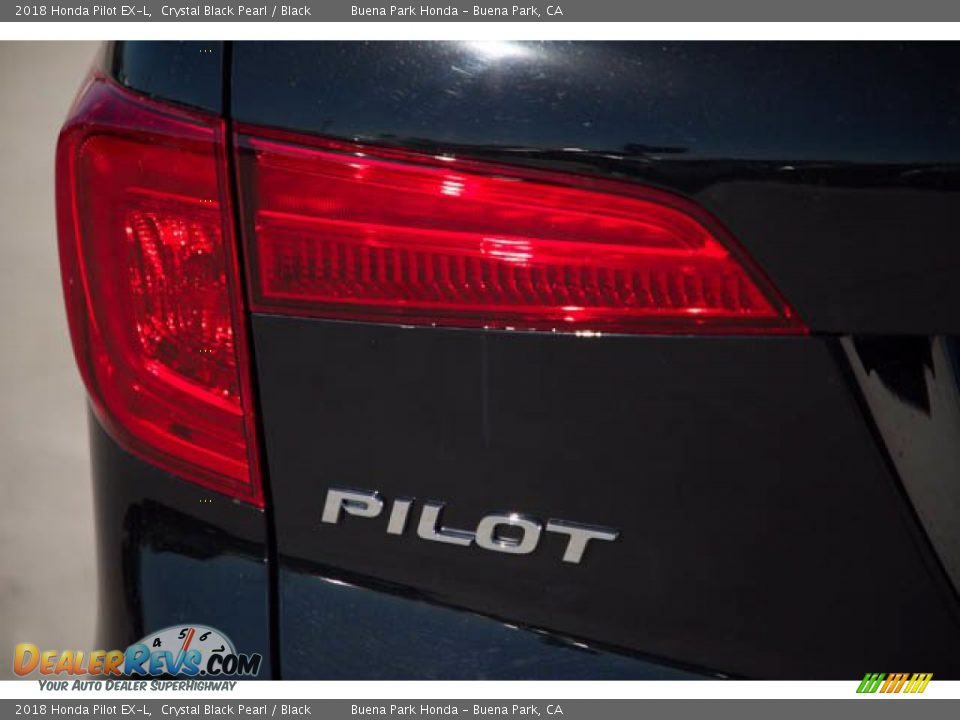 2018 Honda Pilot EX-L Crystal Black Pearl / Black Photo #10