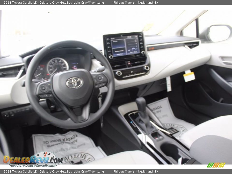 2021 Toyota Corolla LE Celestite Gray Metallic / Light Gray/Moonstone Photo #20