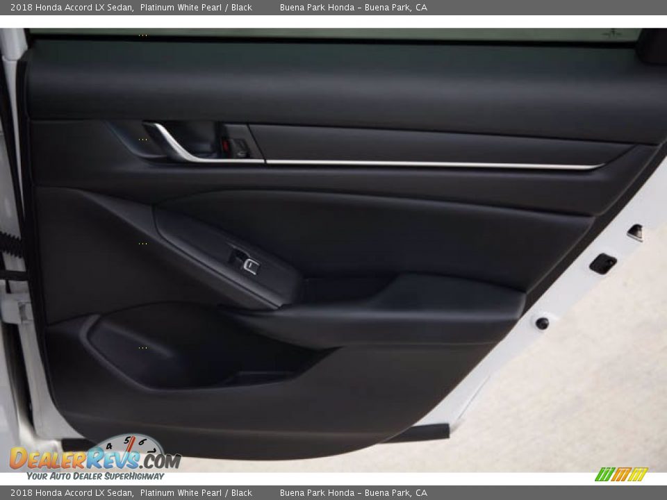 2018 Honda Accord LX Sedan Platinum White Pearl / Black Photo #33