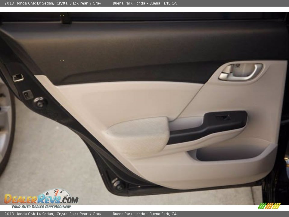 2013 Honda Civic LX Sedan Crystal Black Pearl / Gray Photo #28