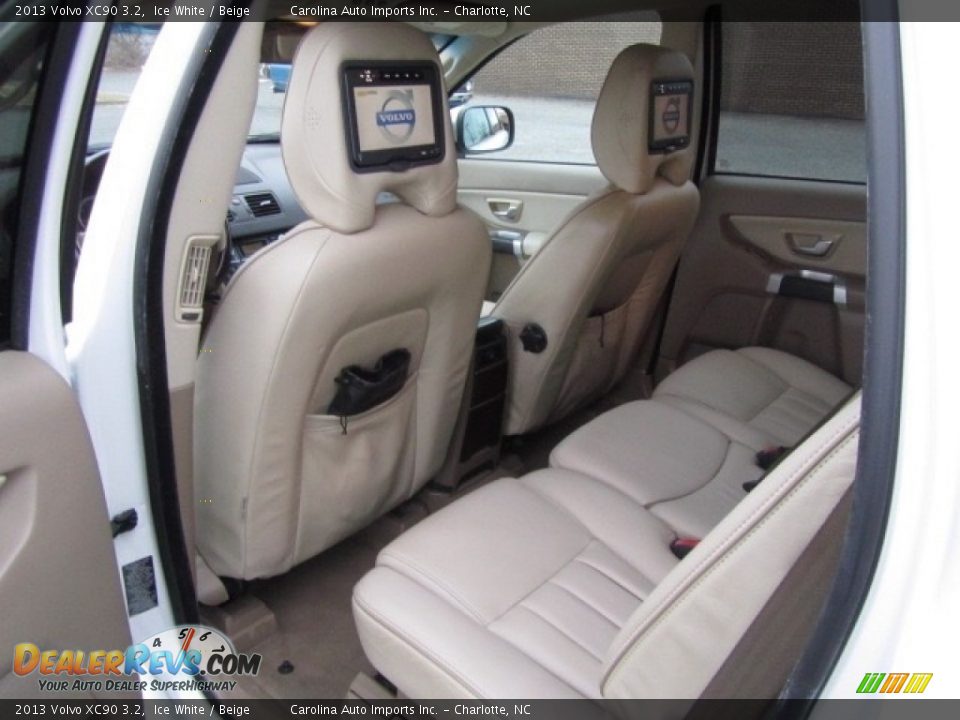 2013 Volvo XC90 3.2 Ice White / Beige Photo #19