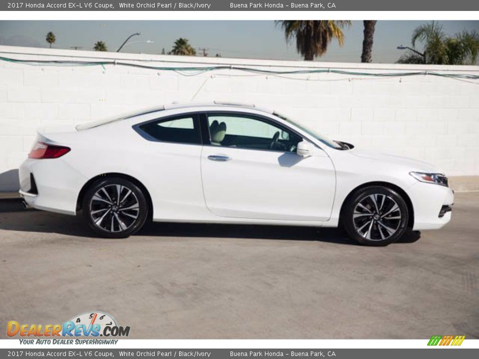 2017 Honda Accord EX-L V6 Coupe White Orchid Pearl / Black/Ivory Photo #12