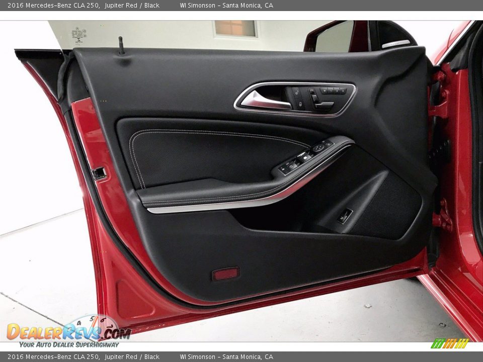 Door Panel of 2016 Mercedes-Benz CLA 250 Photo #26