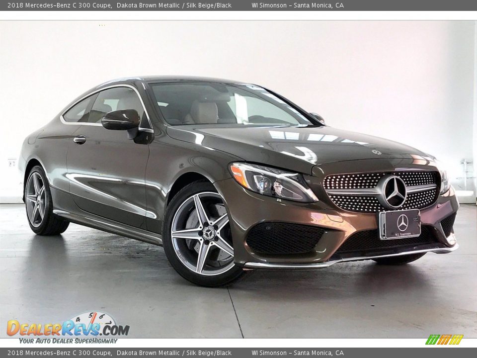 Front 3/4 View of 2018 Mercedes-Benz C 300 Coupe Photo #34