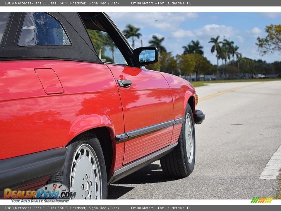 1989 Mercedes-Benz SL Class 560 SL Roadster Signal Red / Black Photo #7