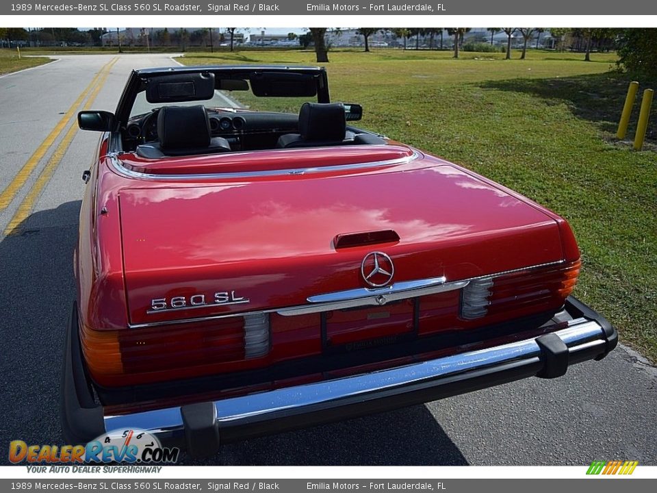 1989 Mercedes-Benz SL Class 560 SL Roadster Signal Red / Black Photo #25