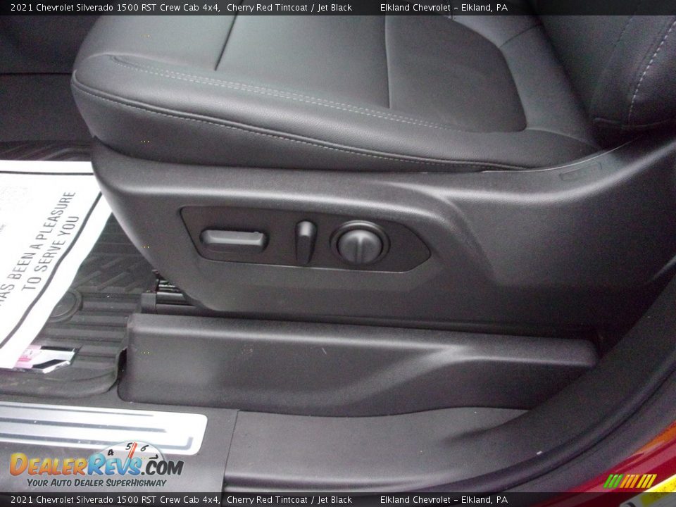 2021 Chevrolet Silverado 1500 RST Crew Cab 4x4 Cherry Red Tintcoat / Jet Black Photo #17