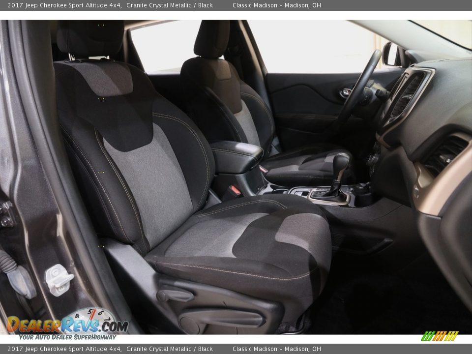 2017 Jeep Cherokee Sport Altitude 4x4 Granite Crystal Metallic / Black Photo #16
