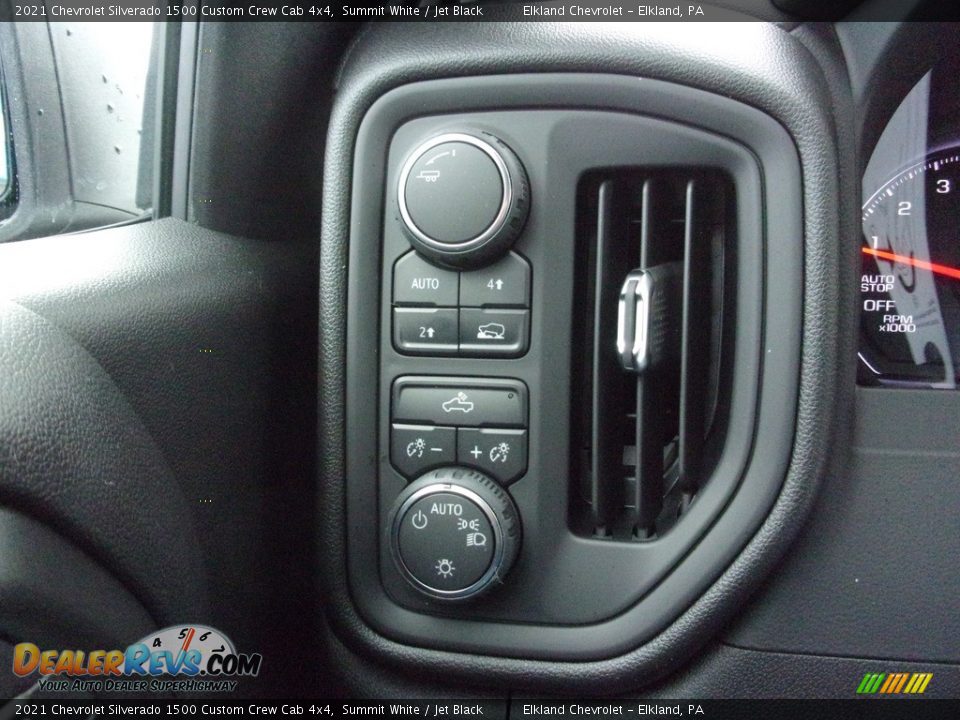 2021 Chevrolet Silverado 1500 Custom Crew Cab 4x4 Summit White / Jet Black Photo #21
