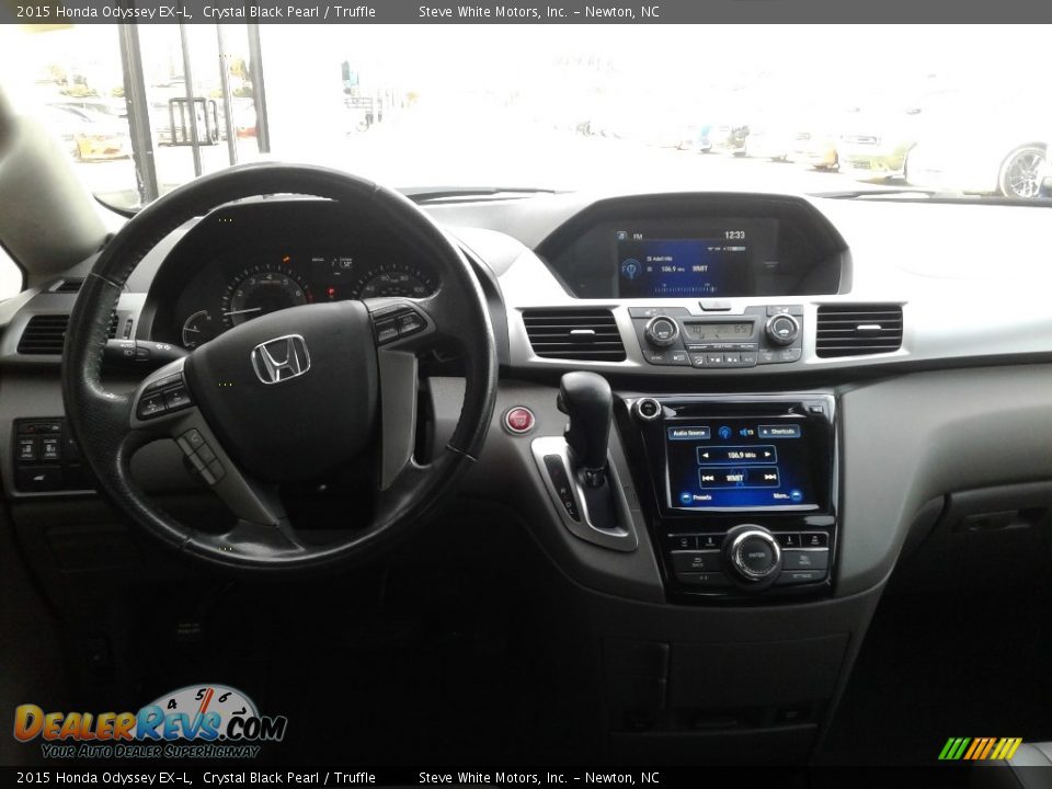 2015 Honda Odyssey EX-L Crystal Black Pearl / Truffle Photo #19