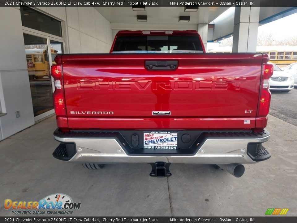 2021 Chevrolet Silverado 2500HD LT Crew Cab 4x4 Cherry Red Tintcoat / Jet Black Photo #5