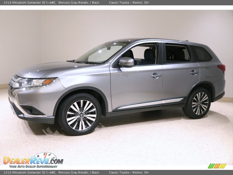 Mercury Gray Metallic 2019 Mitsubishi Outlander SE S-AWC Photo #3